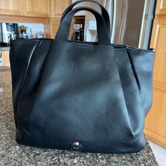 Colab Cruise Port Black Shoulder Bag Crossbody NWT - Picture 3 of 14